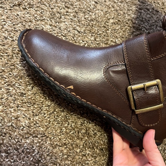 Brand New Chelsea Moreland Brown Leather Buckle Boots - Picture 3 of 3
